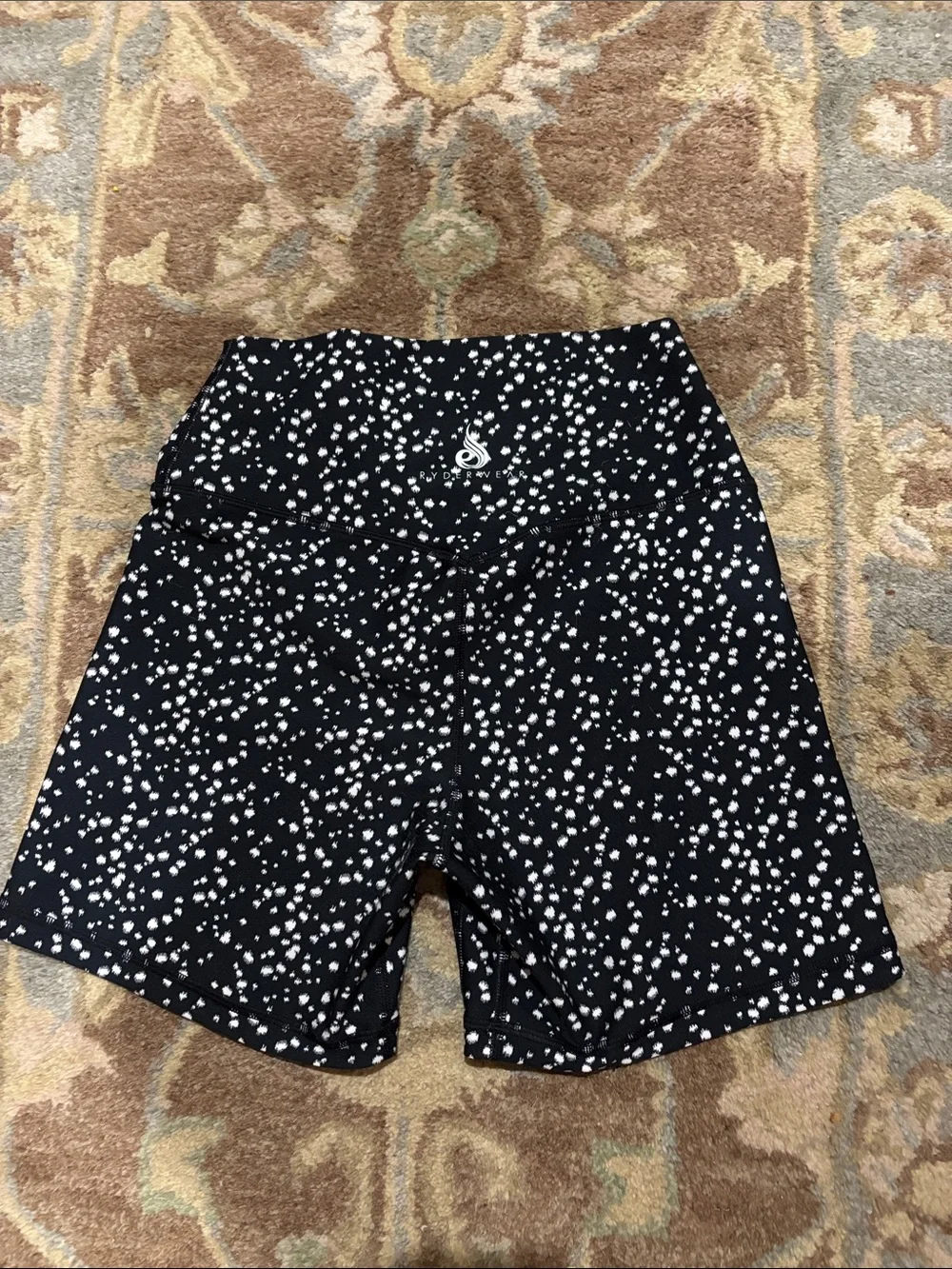 Ryderwear Black with White Speckle High-Waist Athletic Shorts Small